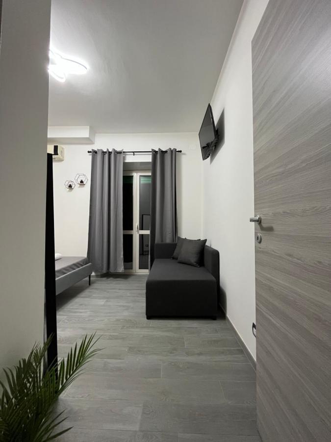 Dm Rome Holiday Exterior photo